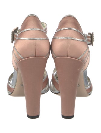 Gucci Satin Colorblock Pattern T-Strap Pumps