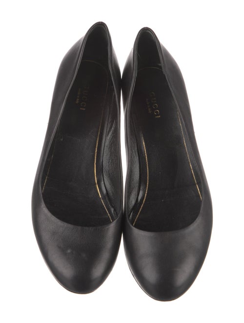 Gucci Leather Studded Accents Pumps