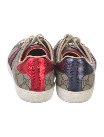 Gucci GG Supreme Sneakers