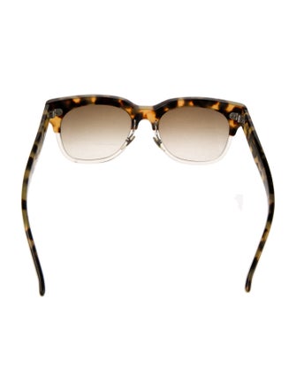 Gucci Wayfarer Tinted Sunglasses