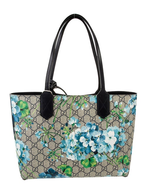 Gucci GG Supreme Reversible Small