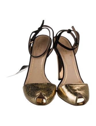 Gucci Leather Slingback Pumps