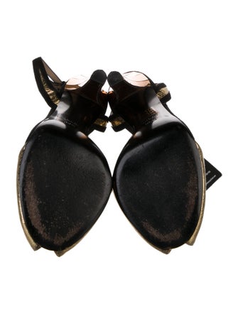 Gucci Leather Slingback Pumps