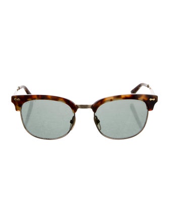 Gucci Wayfarer Tinted Sunglasses