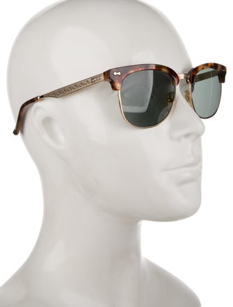 Gucci Wayfarer Tinted Sunglasses