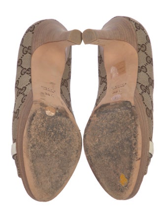 Gucci GG Canvas Canvas Pumps