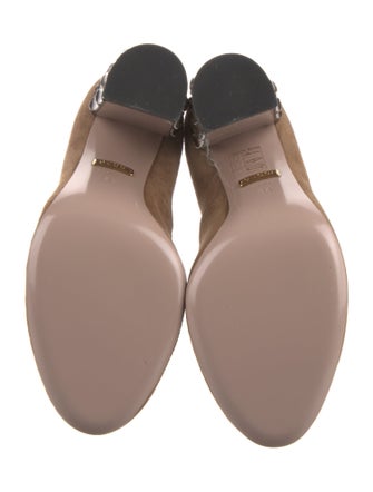 Gucci Bamboo Accent Suede Pumps