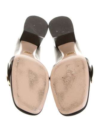 Gucci Interlocking G Logo Leather Pumps