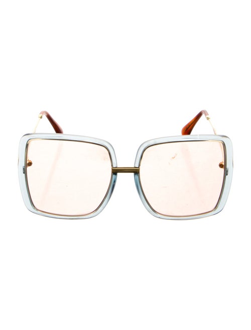 Gucci Oversize Tinted Sunglasses