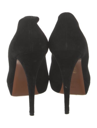 Gucci Suede Pumps