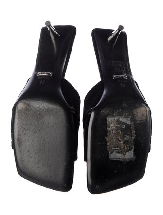 Gucci Velvet Bow Accents Slides