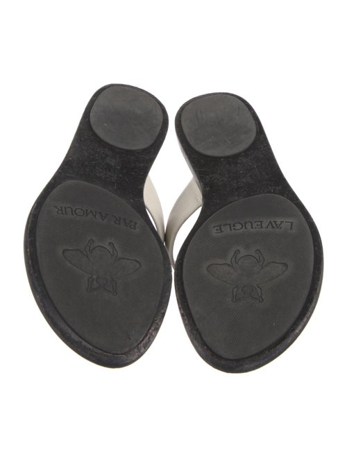 Gucci Double G Logo Leather Flip Flops