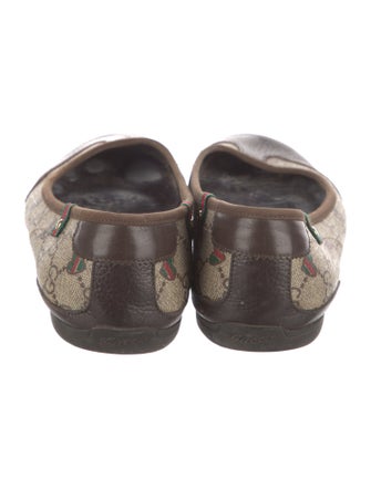 Gucci GG Supreme Ballet Flats