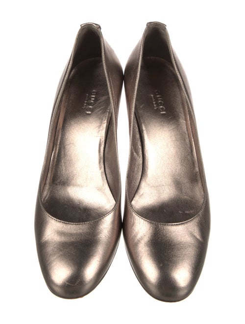 Gucci Interlocking G Logo Leather Pumps