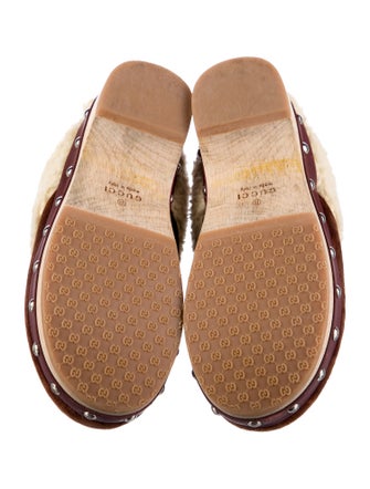 Gucci girls velvet gucci loafers