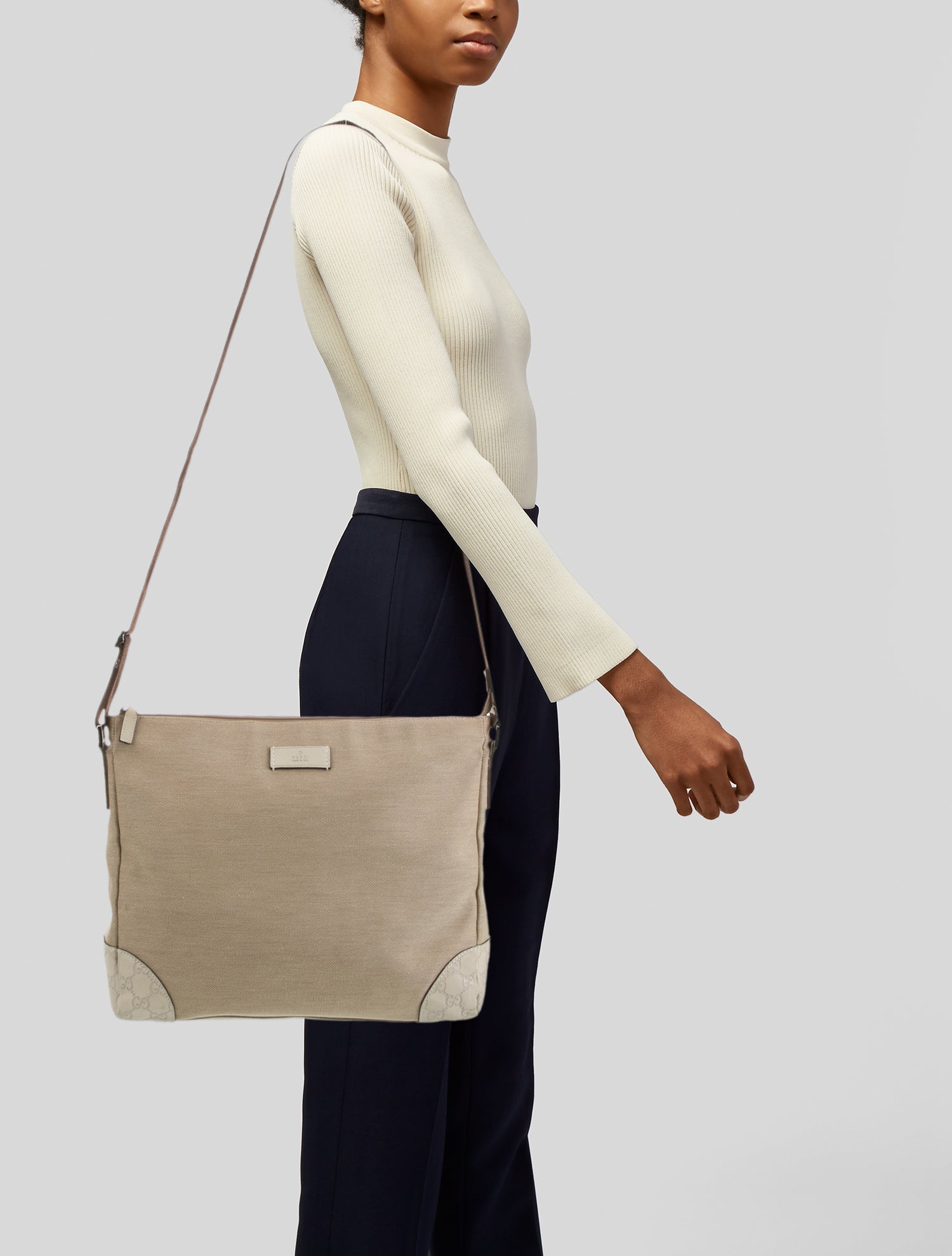 Gucci GG Signature Messenger Bag Vintage