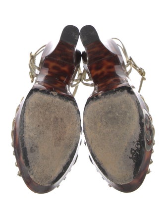 Gucci Double G Logo Leather Sandals