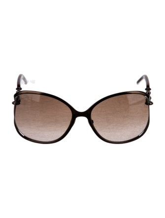 Gucci Marina Chain Accent Oversize Sunglasses
