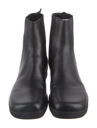 Gucci Web Accent Leather Chelsea Boots