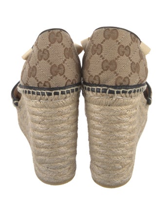 Gucci GG Canvas Canvas D'Orsay Pumps