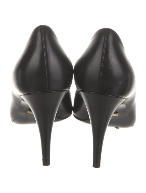 Gucci Leather Pumps
