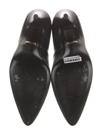 Gucci Leather Pumps