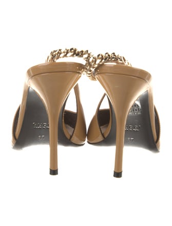 Gucci Patent Leather Chain-Link Accents Slingback Pumps