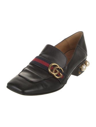Gucci Double G Logo Leather Pumps