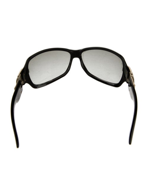 Gucci Oversize Tinted Sunglasses