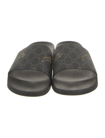 Gucci GG Supreme Slides