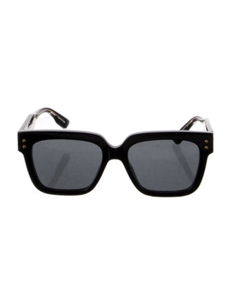 Gucci Square Tinted Sunglasses