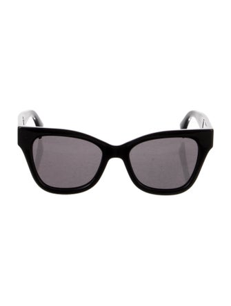 Gucci Wayfarer Tinted Sunglasses