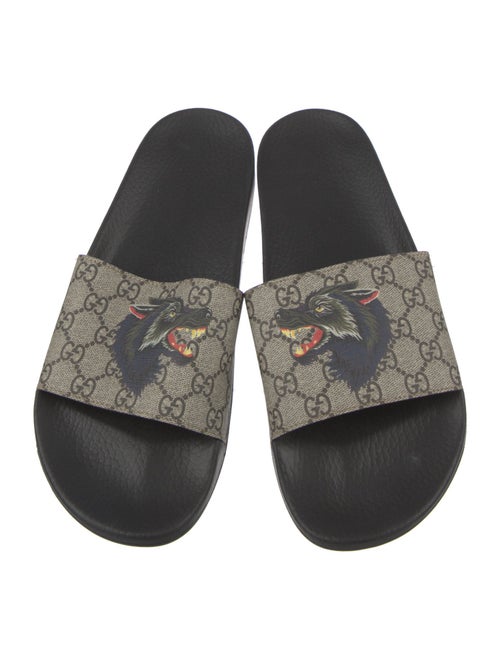 Gucci GG Supreme Slides
