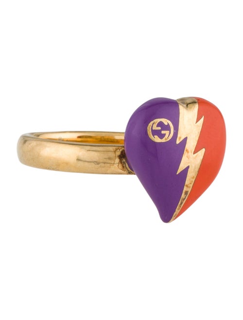 Gucci Enamel Interlocking G Heart Lightning Charm Ring