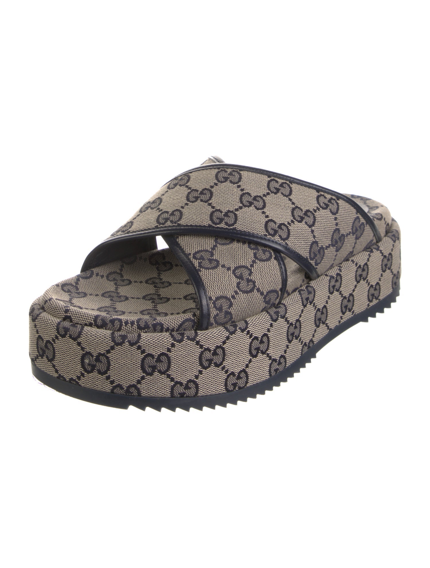 Gucci GG Canvas Canvas Slides