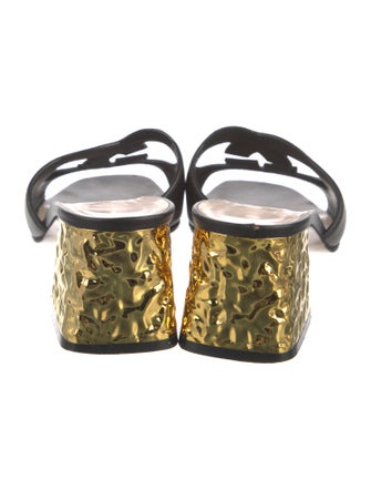 Gucci Interlocking G Logo Leather Slides