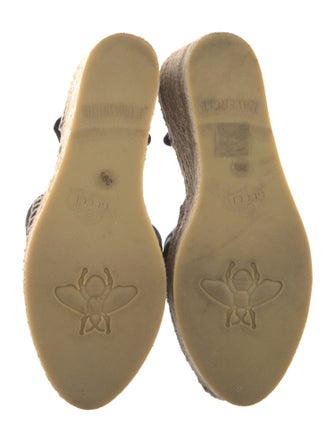 Gucci Double G Logo Leather D'Orsay Pumps