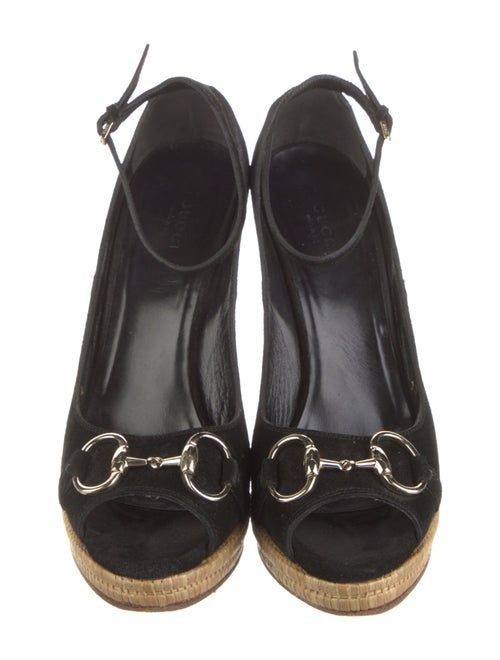 Gucci Horsebit Accent Suede Pumps