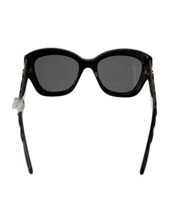 Gucci Interlocking G Logo Oversize Sunglasses