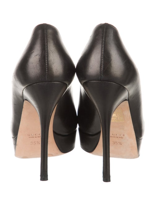 Gucci Leather Pumps