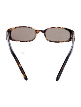 Gucci Square Tinted Sunglasses