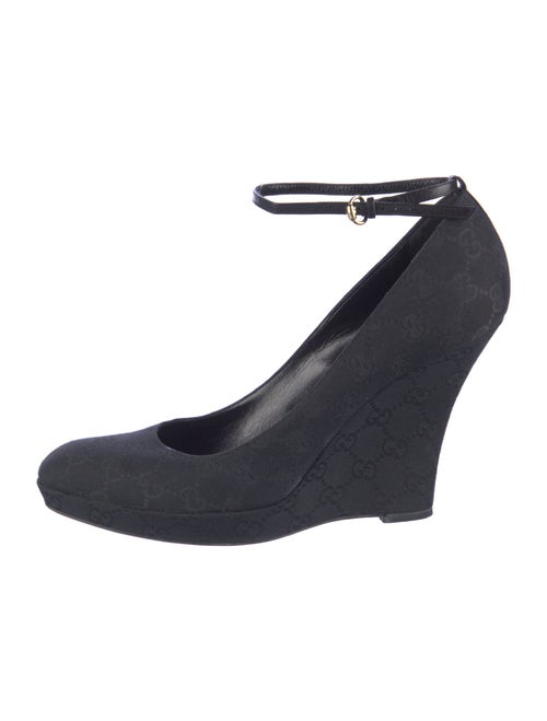 Gucci GG Canvas Canvas Pumps