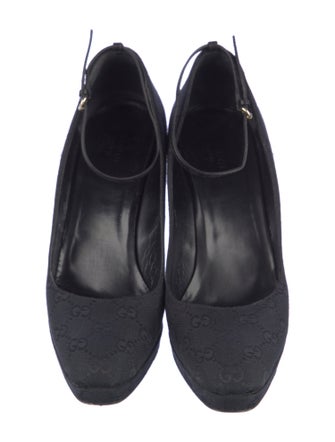 Gucci GG Canvas Canvas Pumps