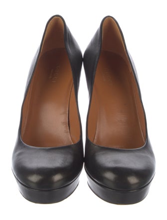Gucci Leather Pumps