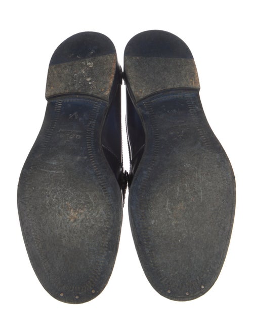 Gucci Leather Scalloped Accent Dress Loafers