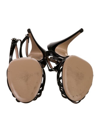 Gucci Patent Leather Crystal Embellishments Sandals