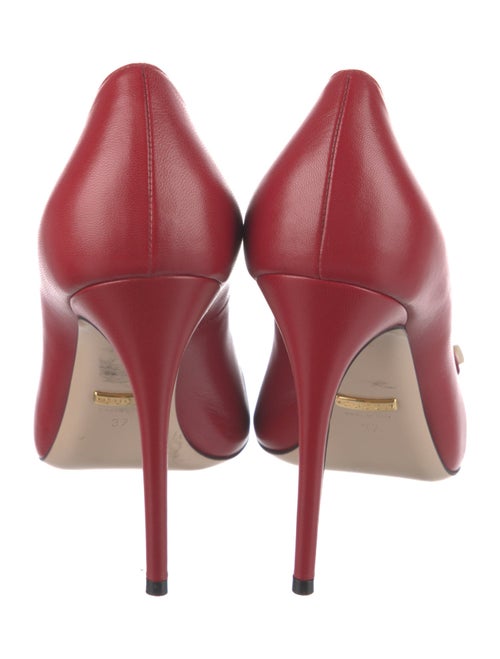 Gucci Interlocking G Logo Leather Pumps