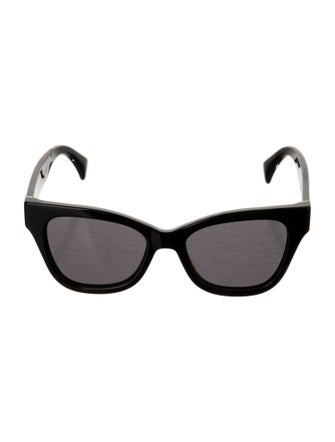 Gucci Signature Logo Wayfarer Sunglasses