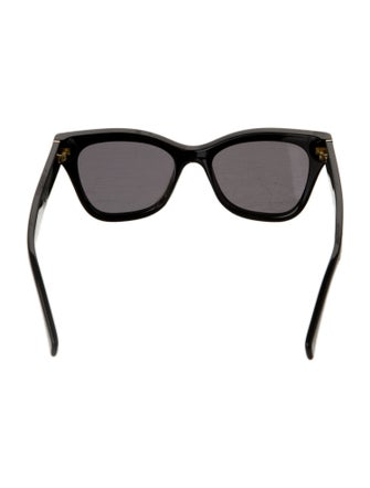 Gucci Signature Logo Wayfarer Sunglasses