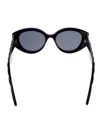 Gucci Cat-Eye Tinted Sunglasses